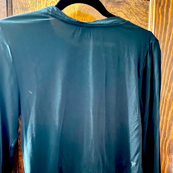 IVL Collective long sleeve crop top - Picture 3 of 3